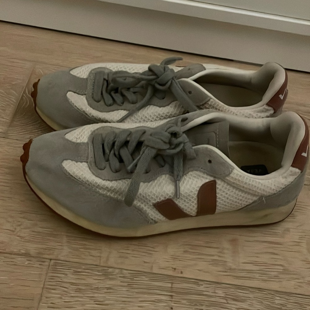 Veja sneakers
